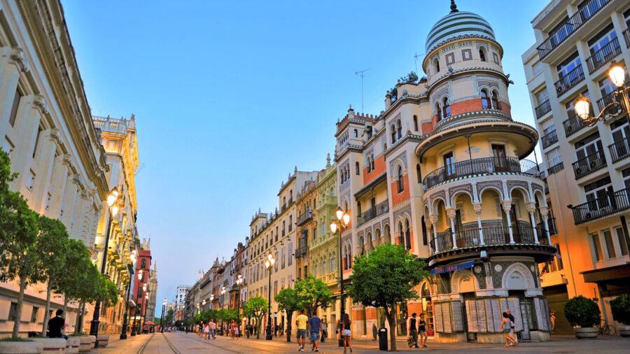 Sevilla centro: avenida de la Constitucion